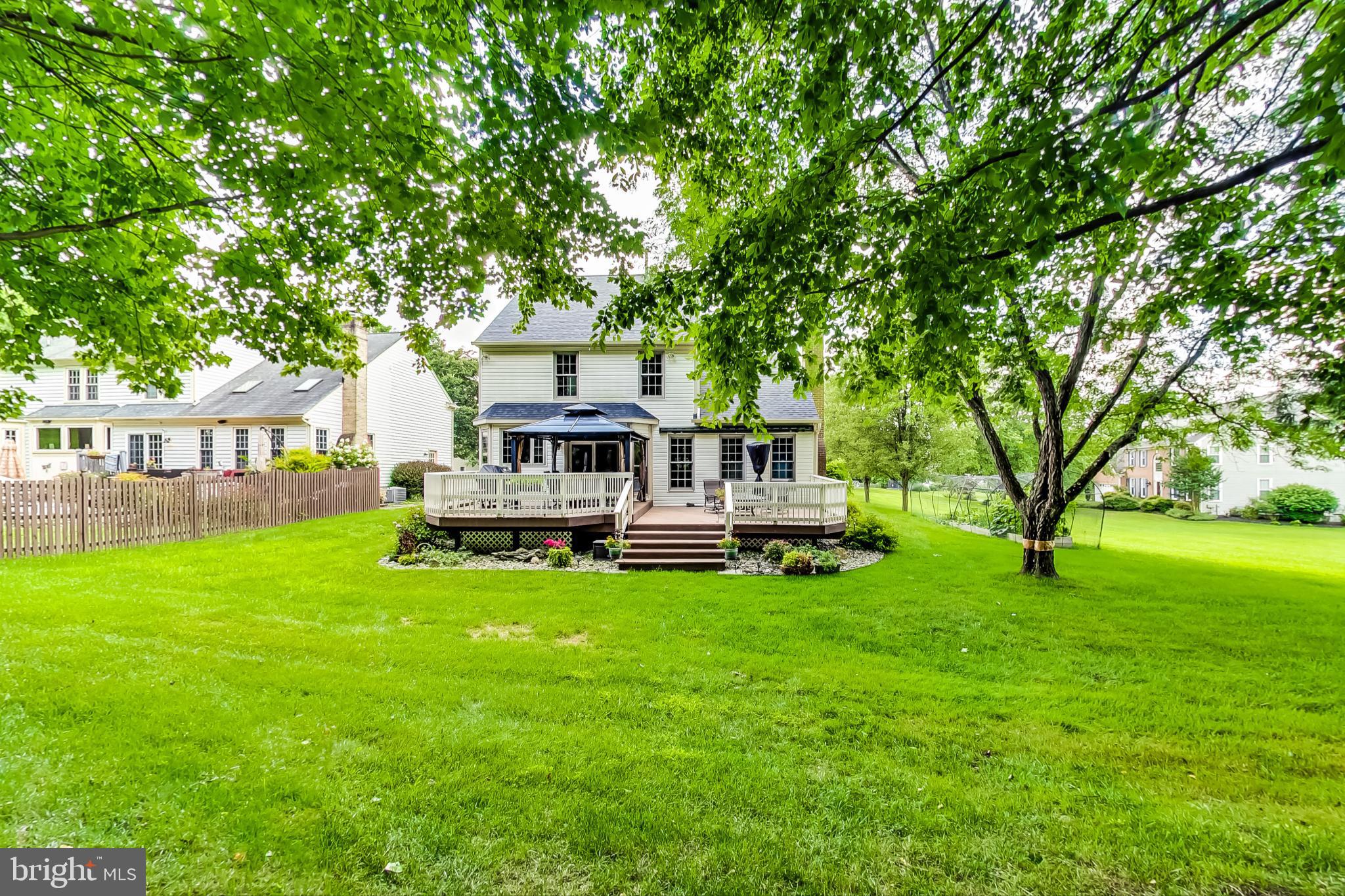 WAVERLY WOODS - Residential