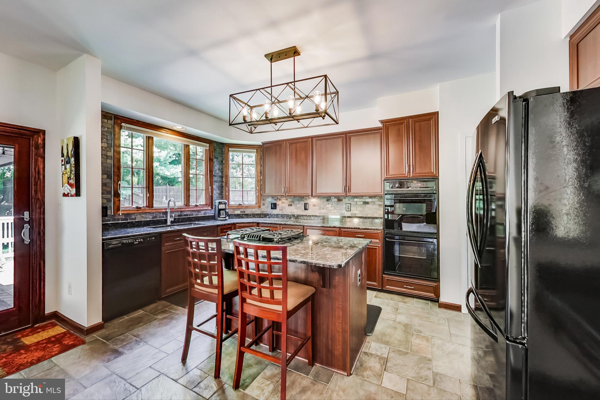 WAVERLY WOODS - Residential