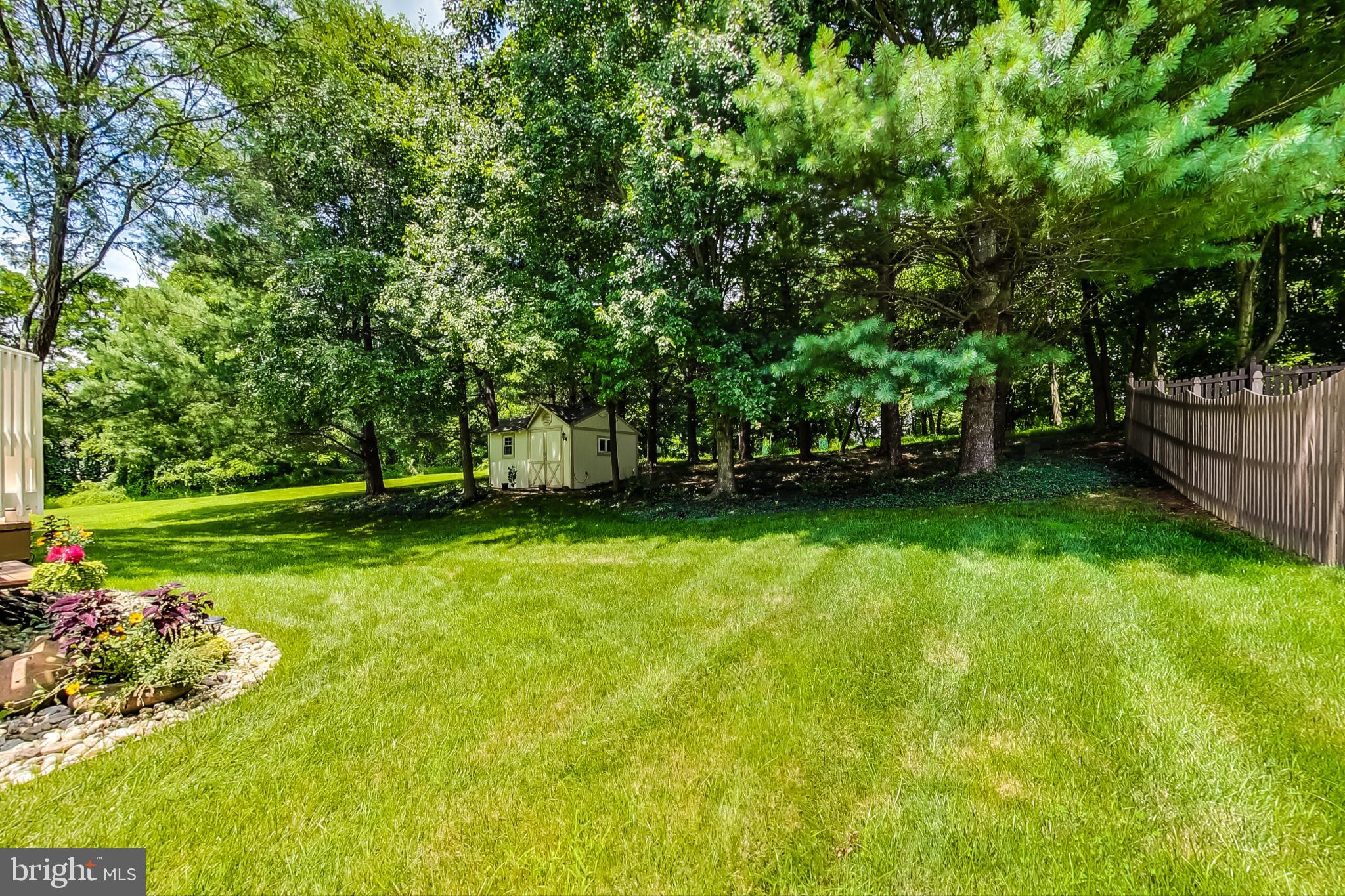 WAVERLY WOODS - Residential