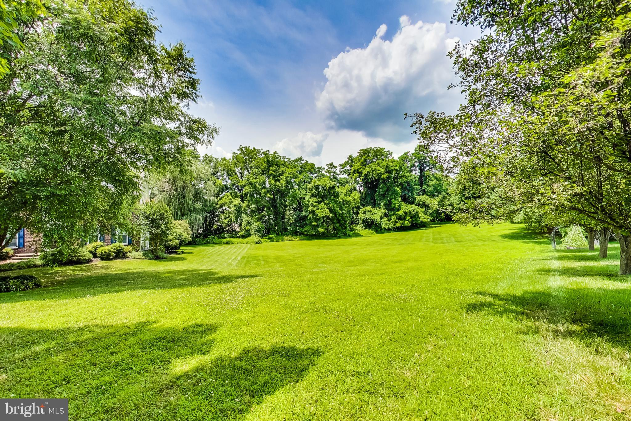 WAVERLY WOODS - Residential