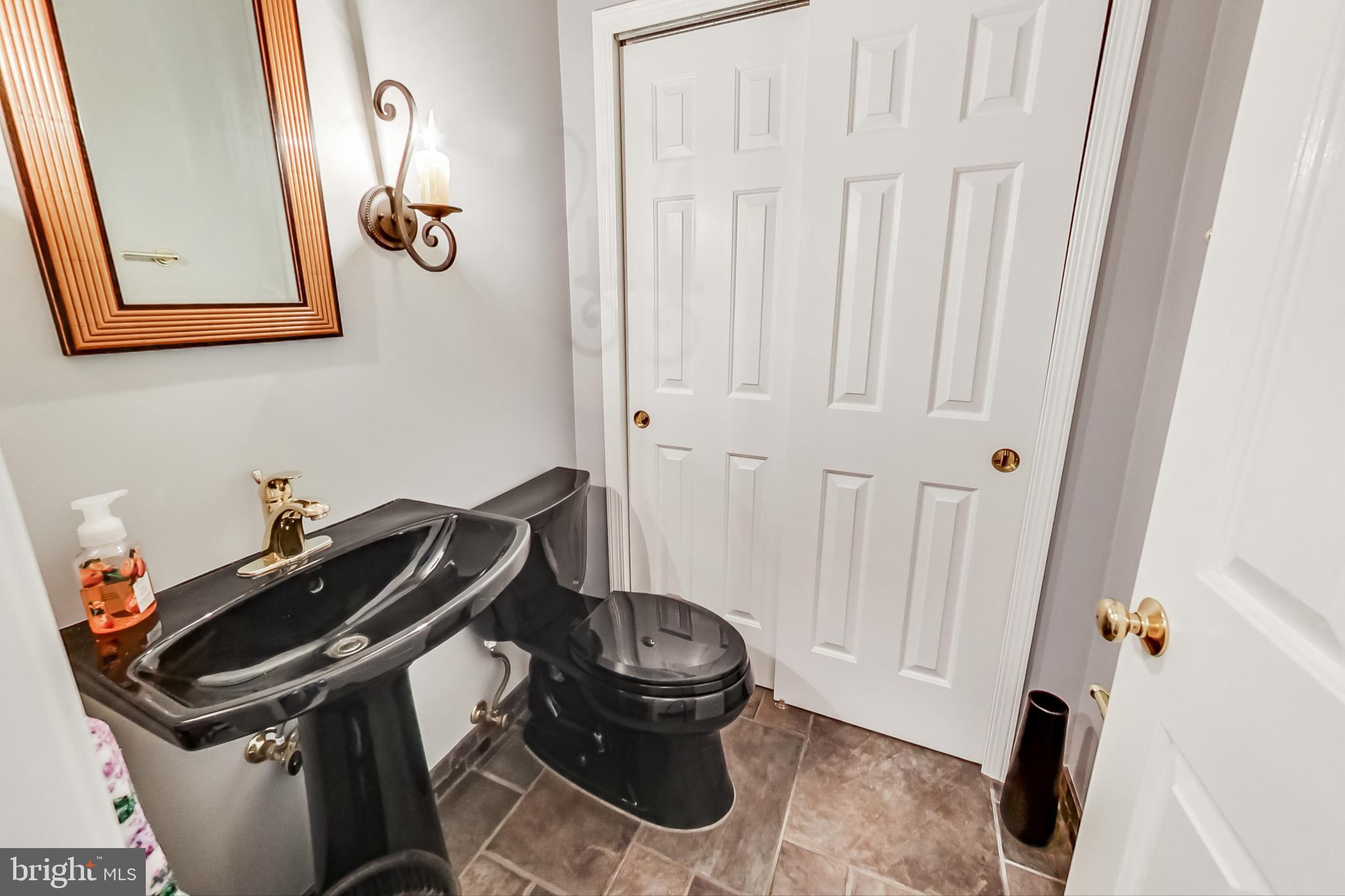 WAVERLY WOODS - Residential