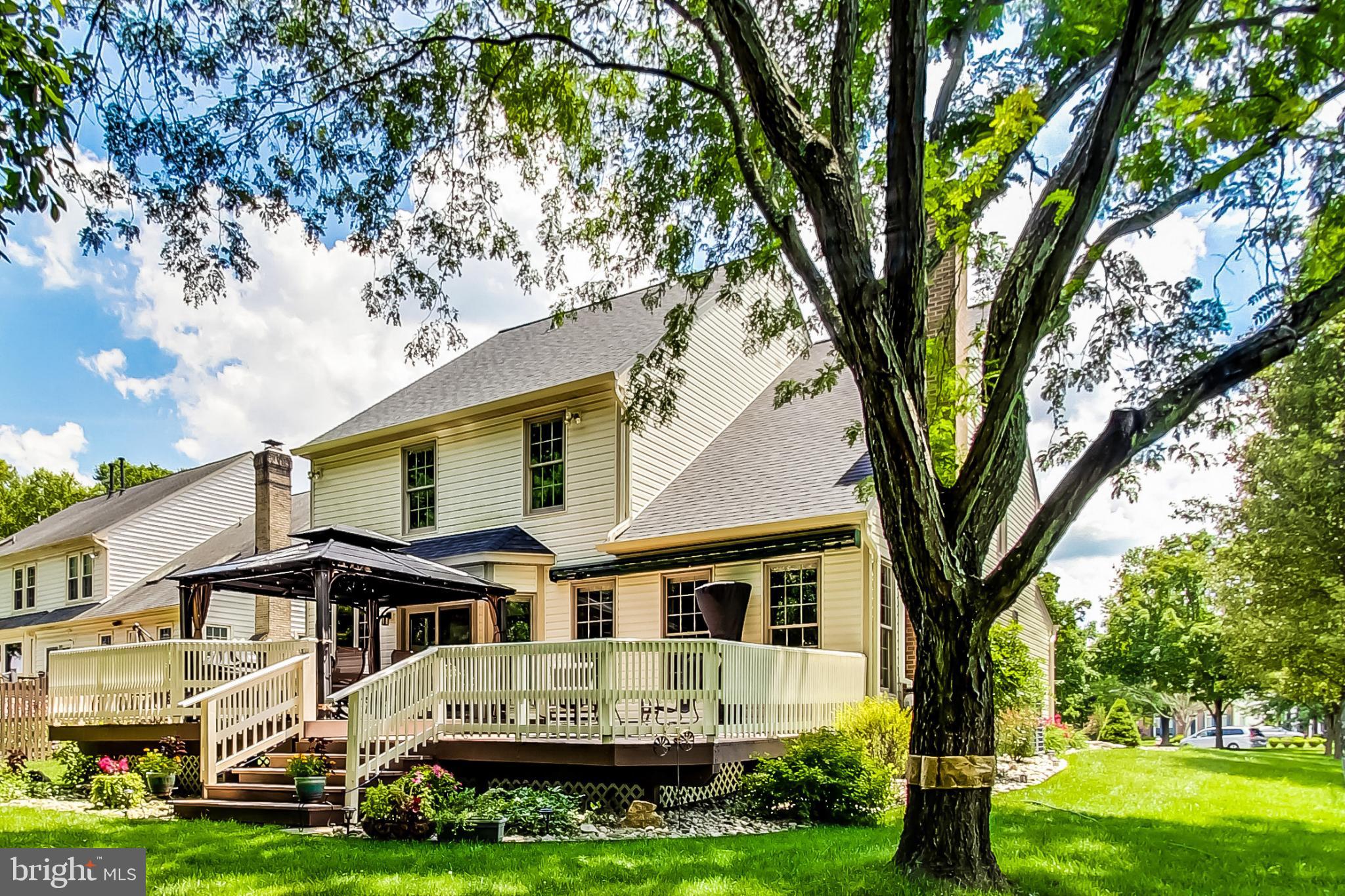 WAVERLY WOODS - Residential