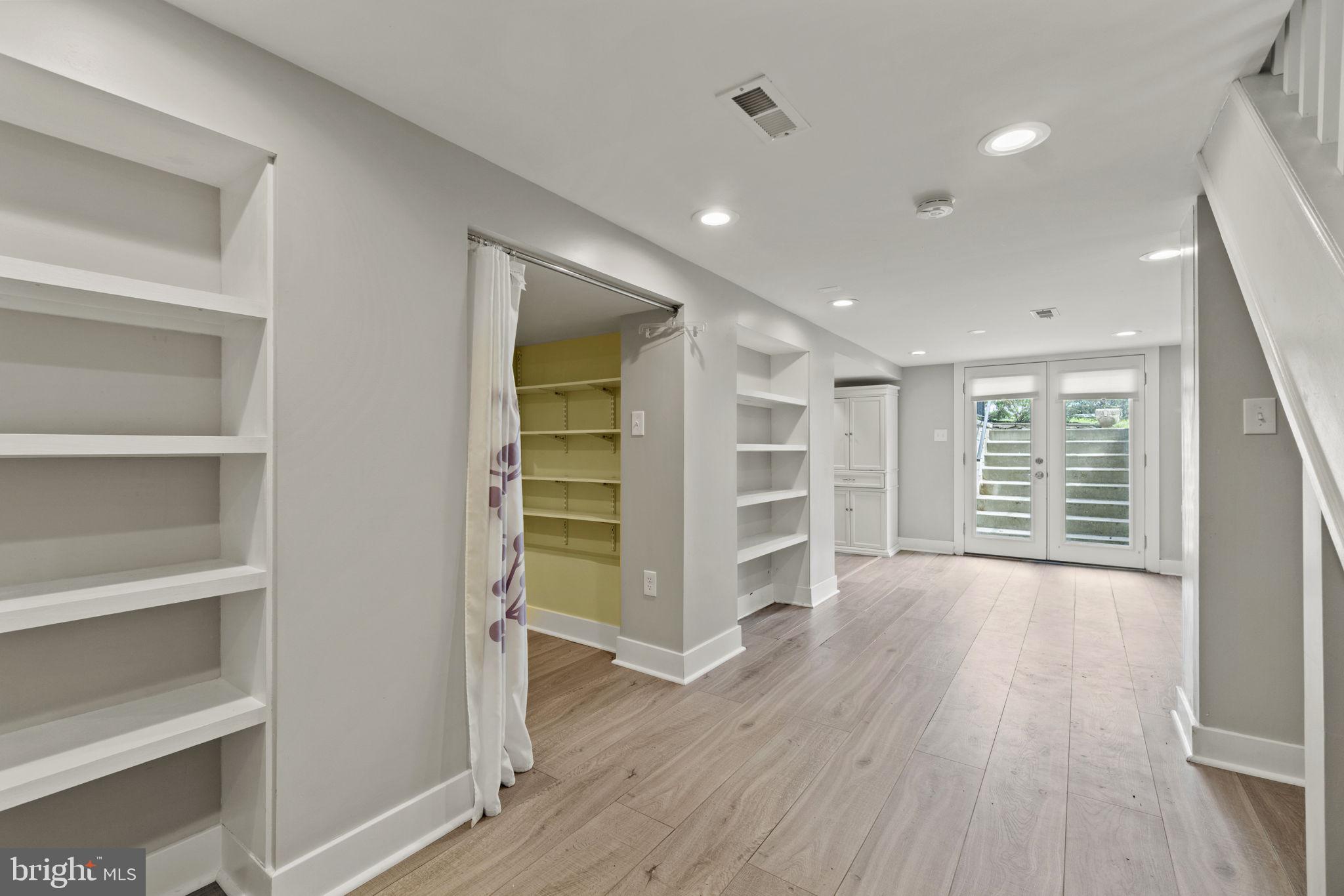 COTTAGE CITY - Residential