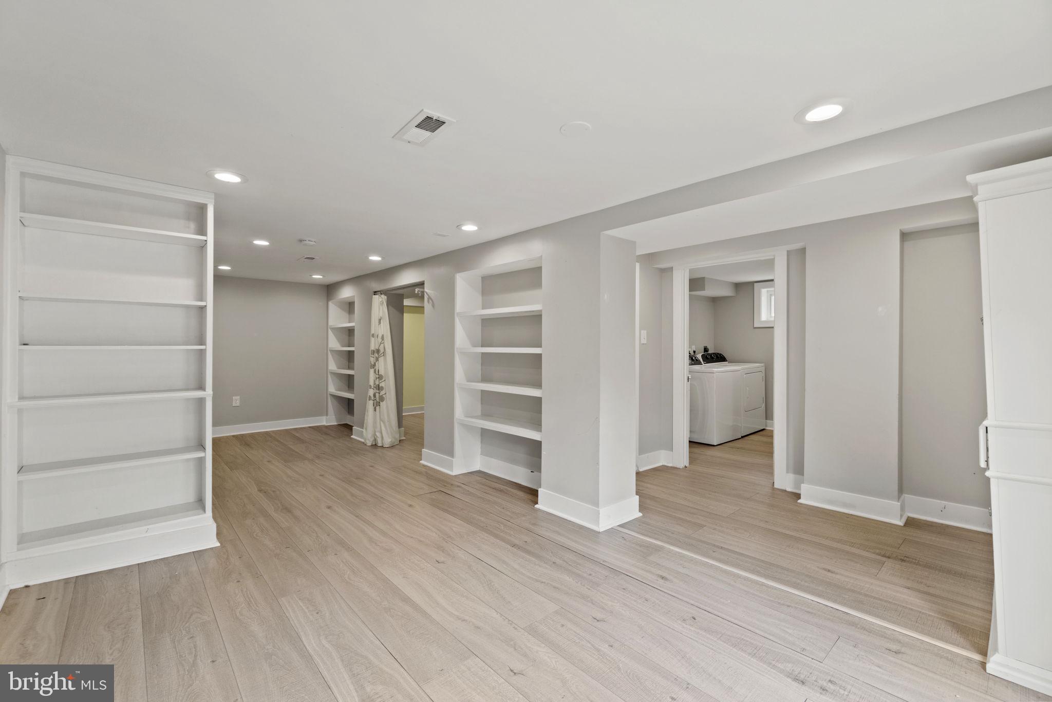 COTTAGE CITY - Residential