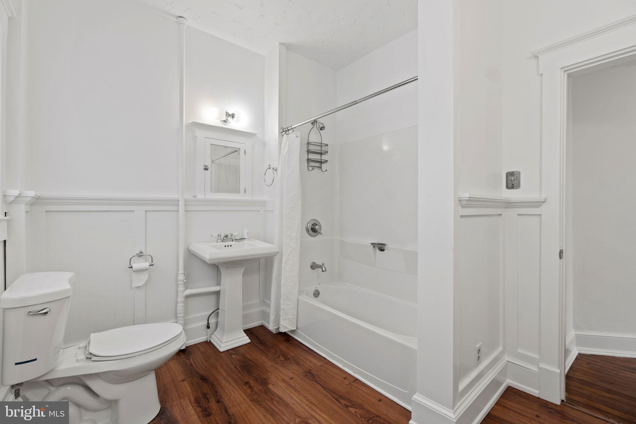 COTTAGE CITY - Residential