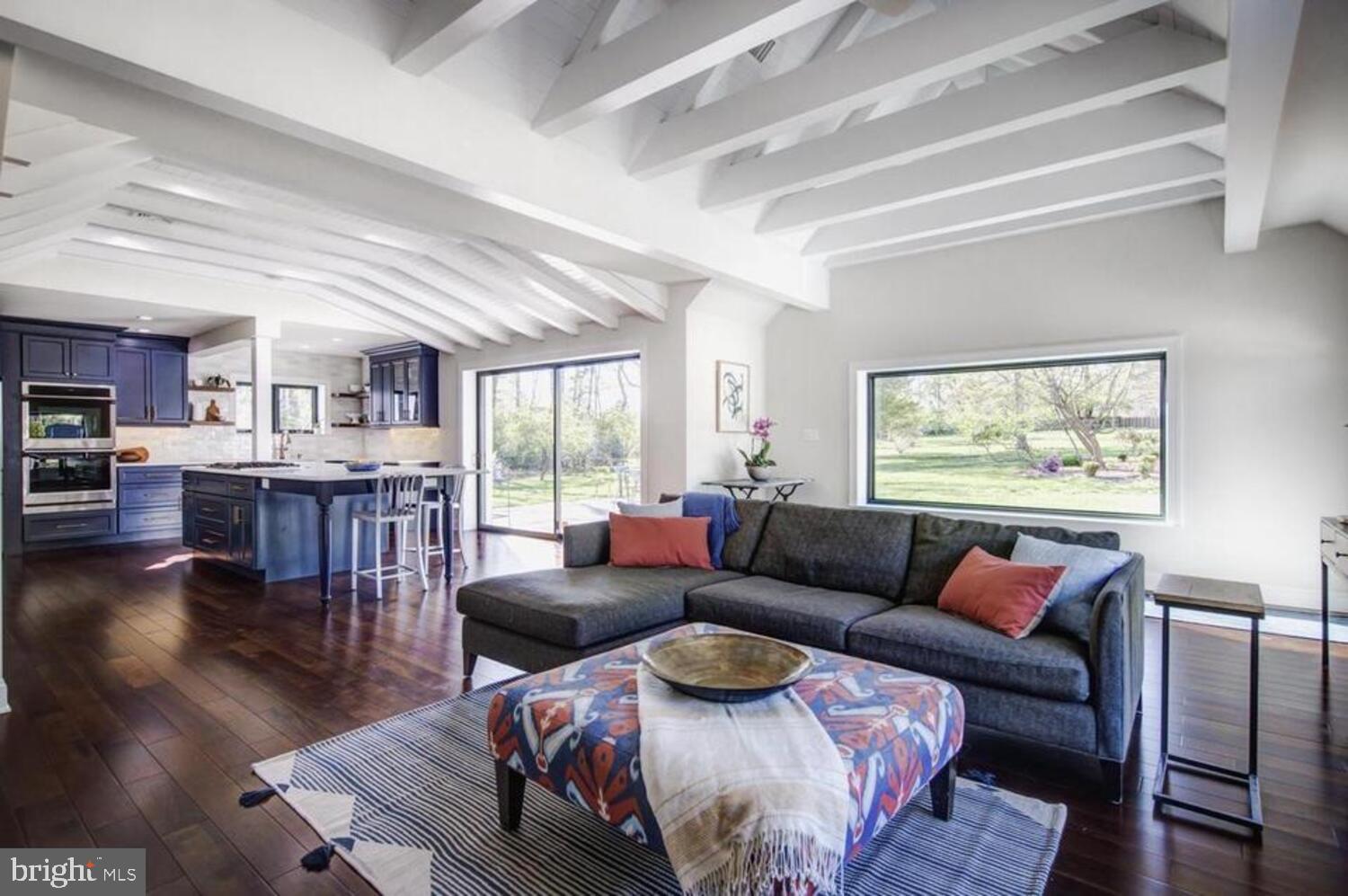 FLOURTOWN - Residential