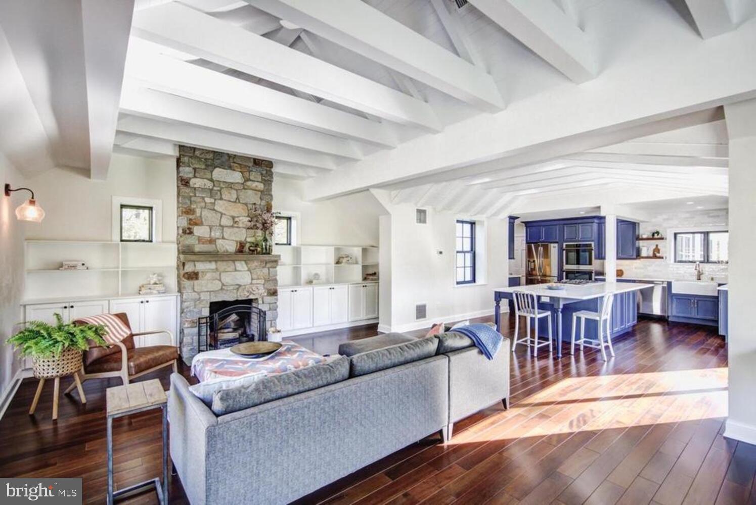 FLOURTOWN - Residential