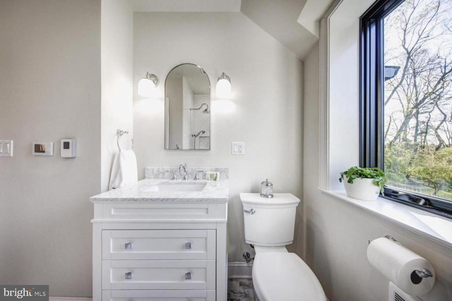 FLOURTOWN - Residential