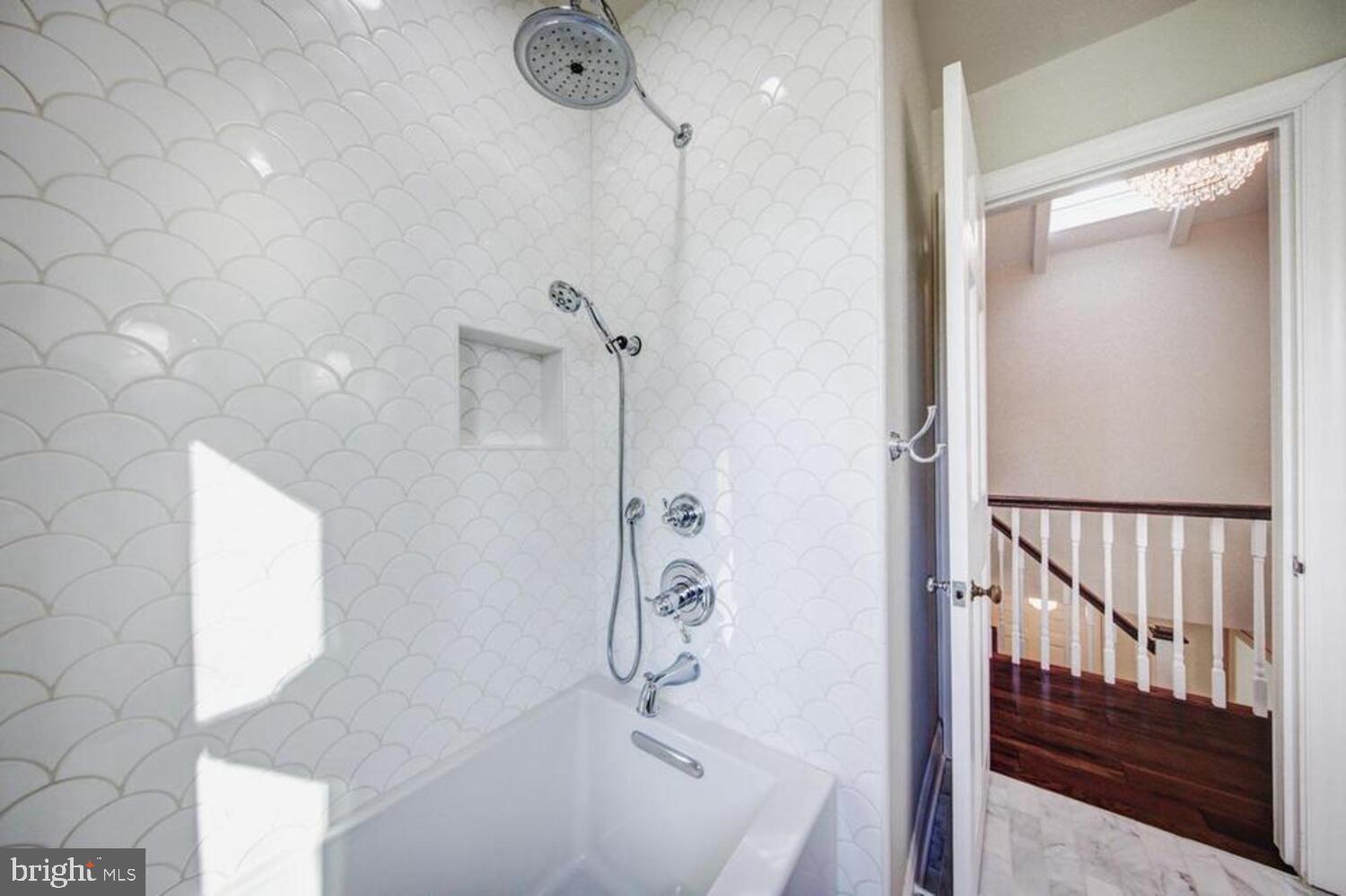 FLOURTOWN - Residential