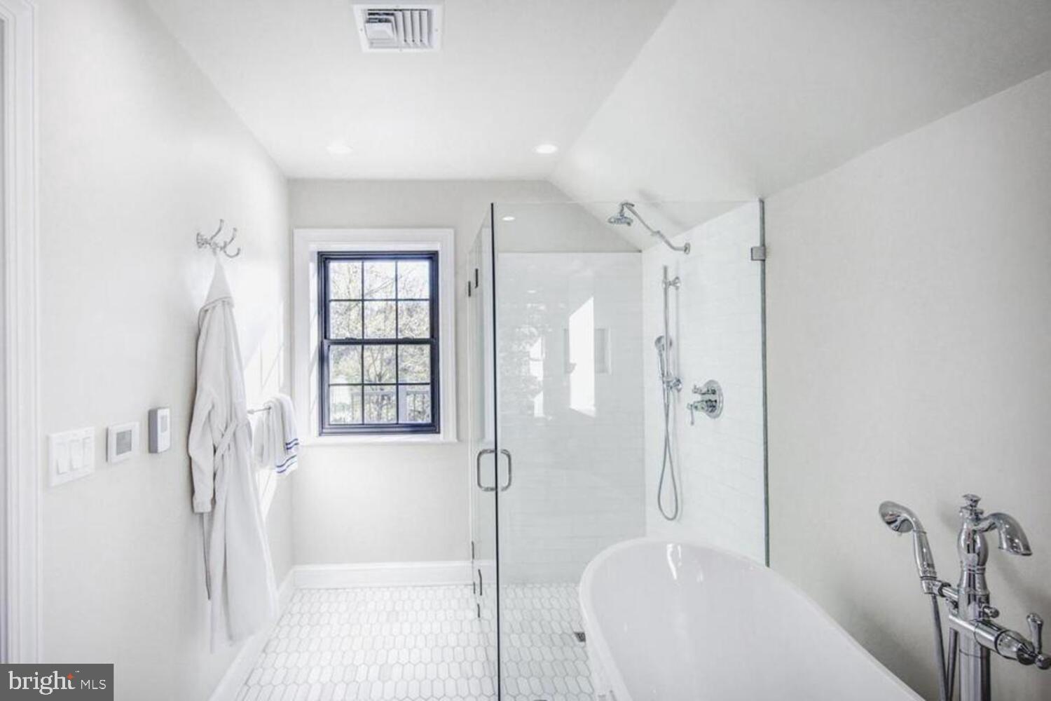 FLOURTOWN - Residential