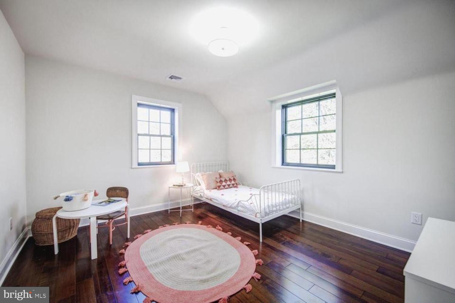 FLOURTOWN - Residential