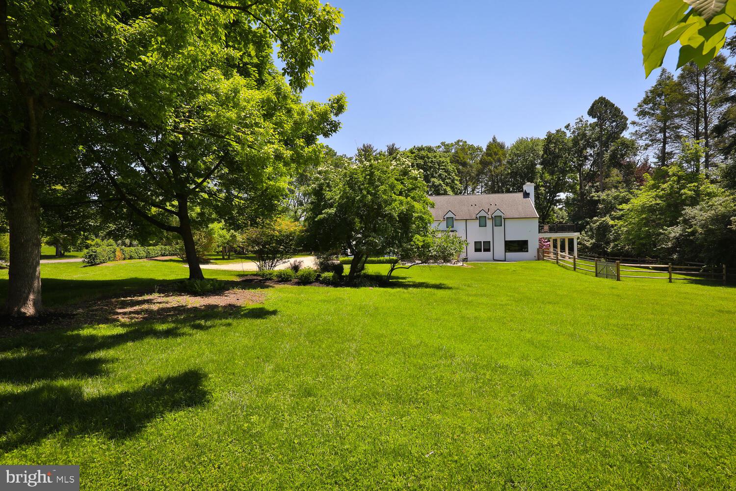 FLOURTOWN - Residential