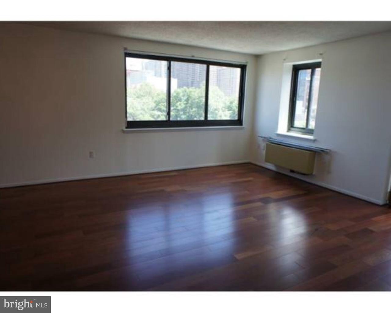 LOGAN SQUARE - Residential Lease