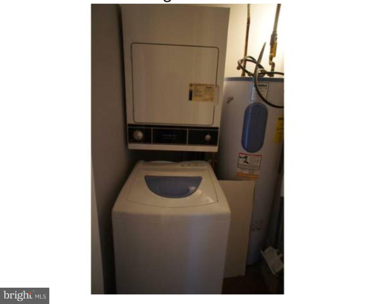 LOGAN SQUARE - Residential Lease