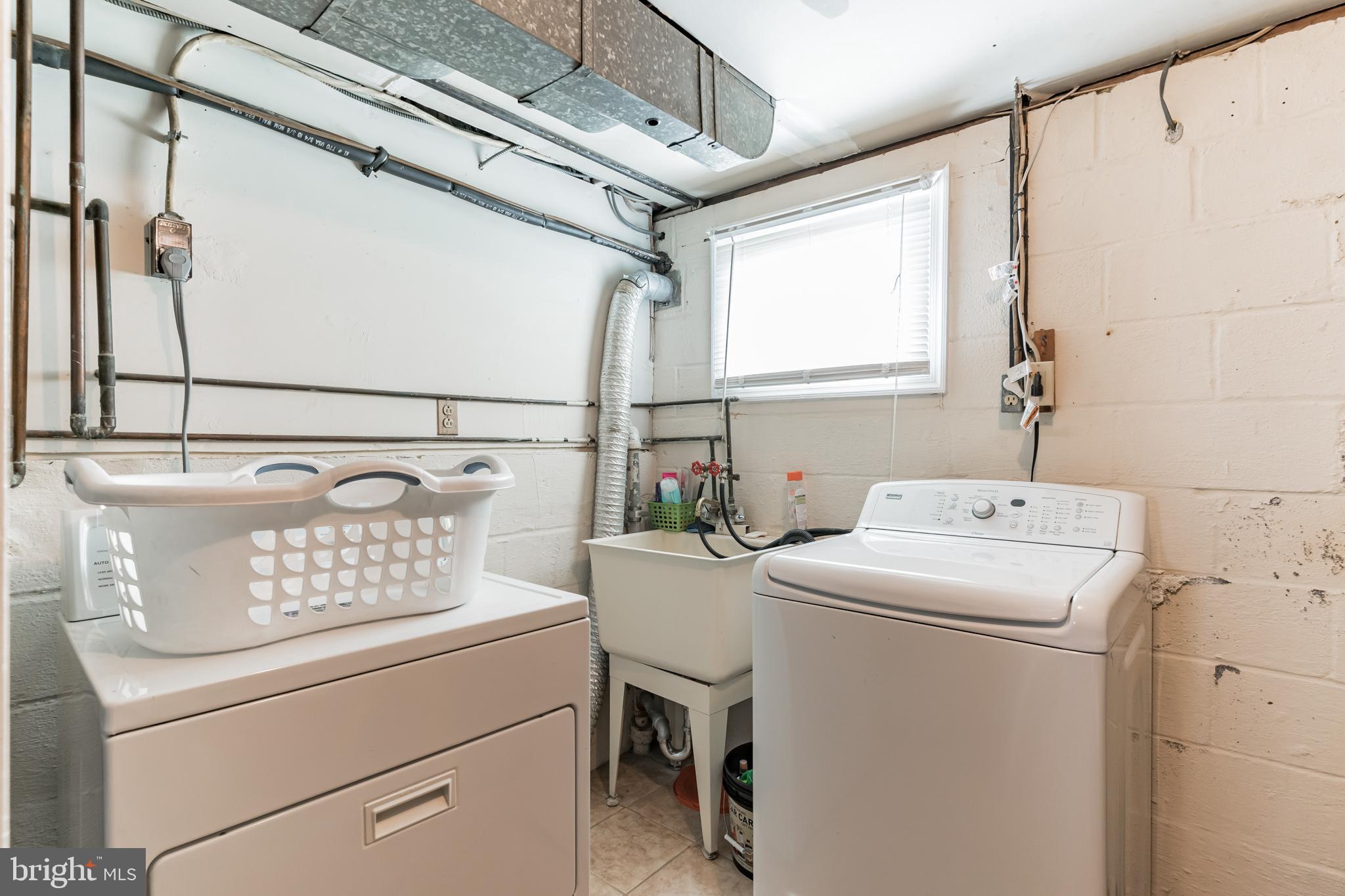 KERBY HILL - Residential