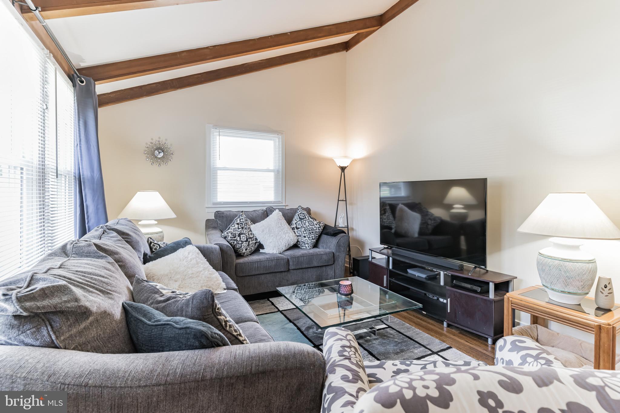 KERBY HILL - Residential