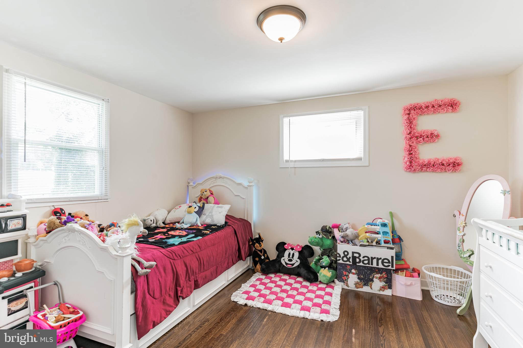 KERBY HILL - Residential