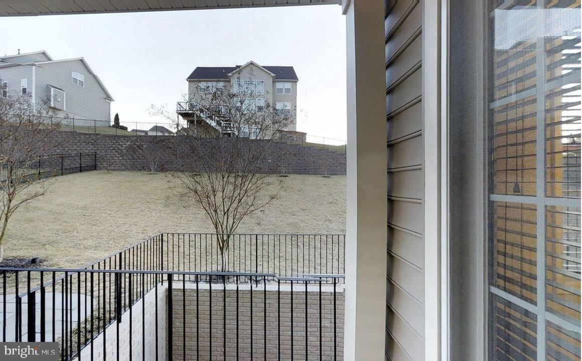 HILLS OF AQUIA - Residential Lease