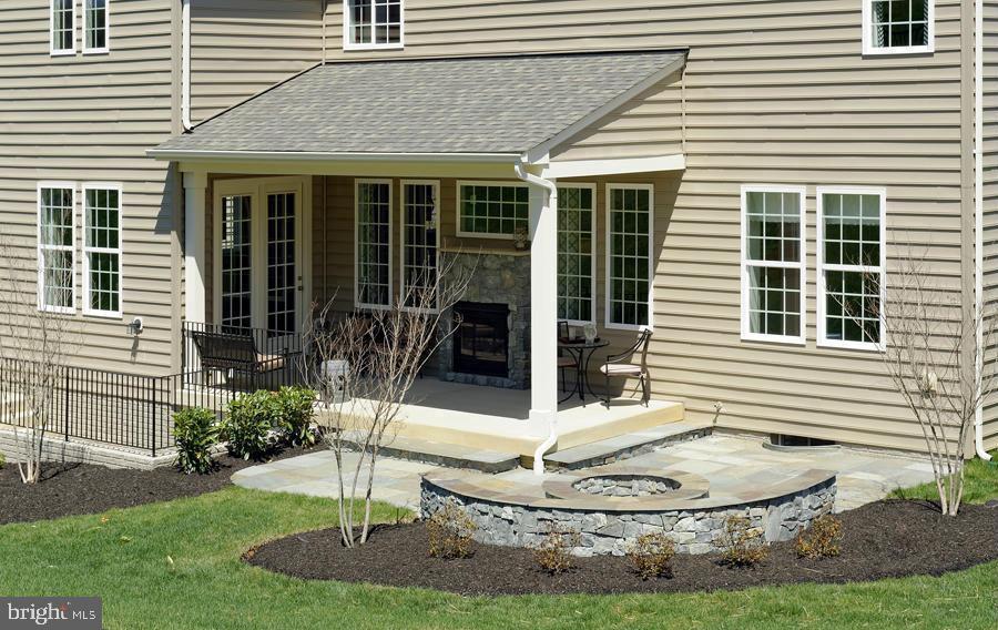 HILLS OF AQUIA - Residential Lease