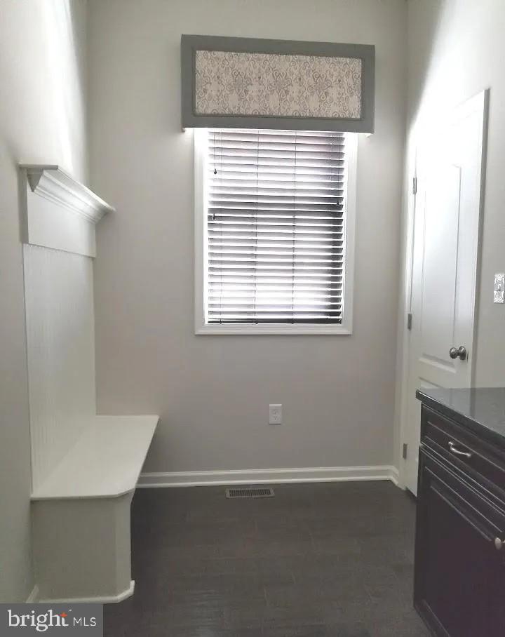 HILLS OF AQUIA - Residential Lease