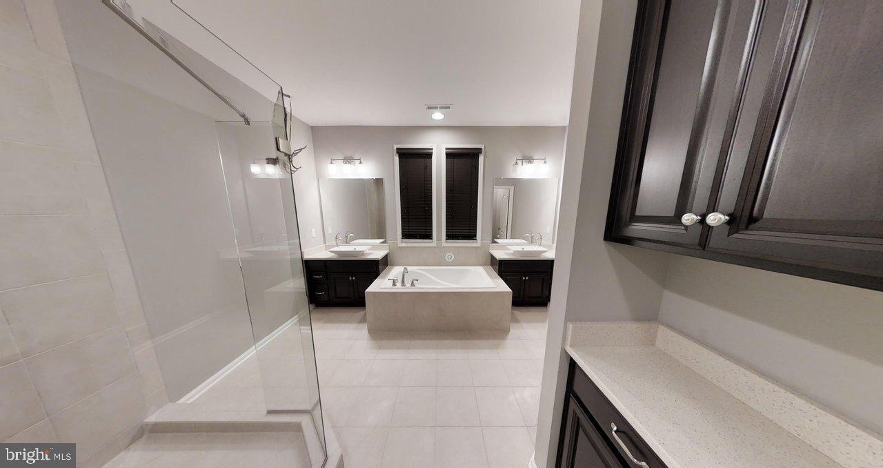 HILLS OF AQUIA - Residential Lease