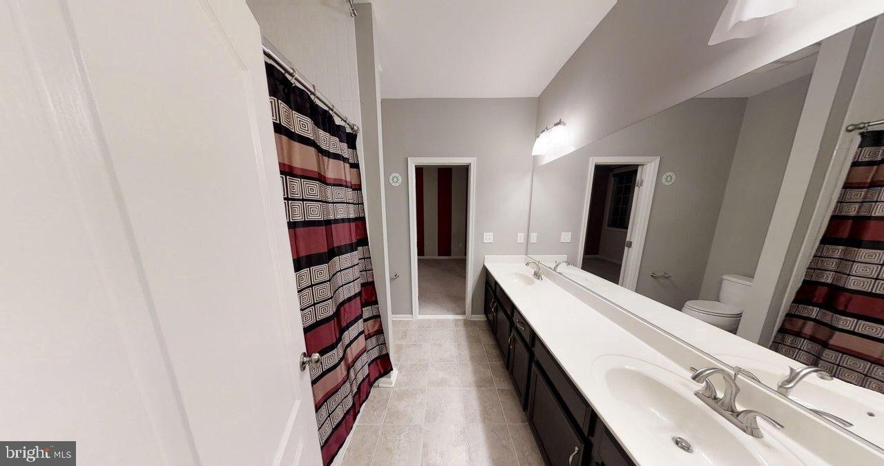 HILLS OF AQUIA - Residential Lease