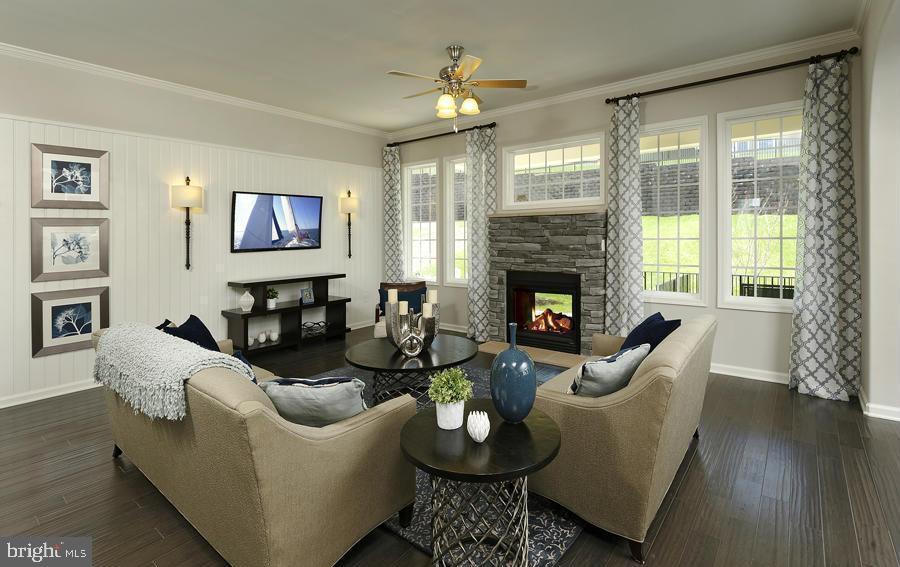 141 COACHMAN CIRCLE