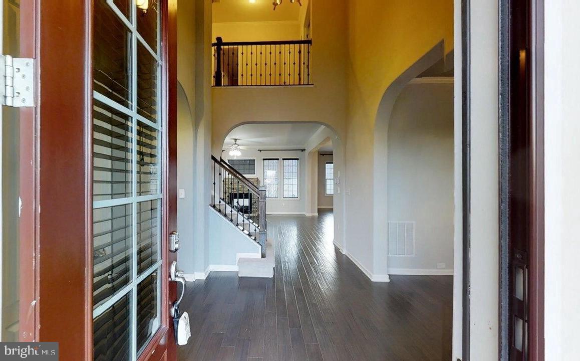 141 COACHMAN CIRCLE