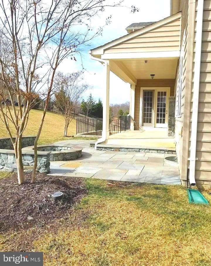 HILLS OF AQUIA - Residential Lease