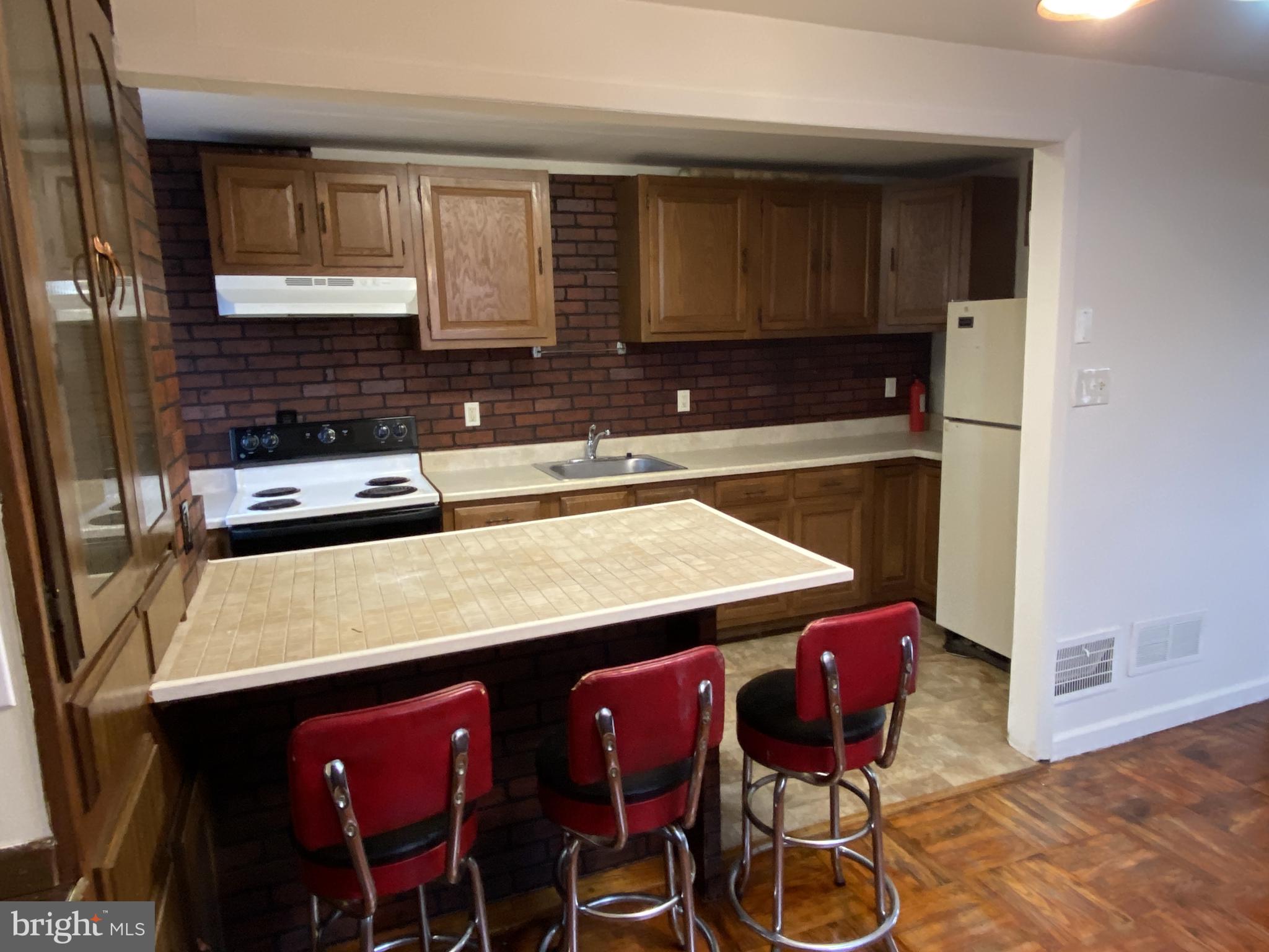 COLLEGE PARK - Residential