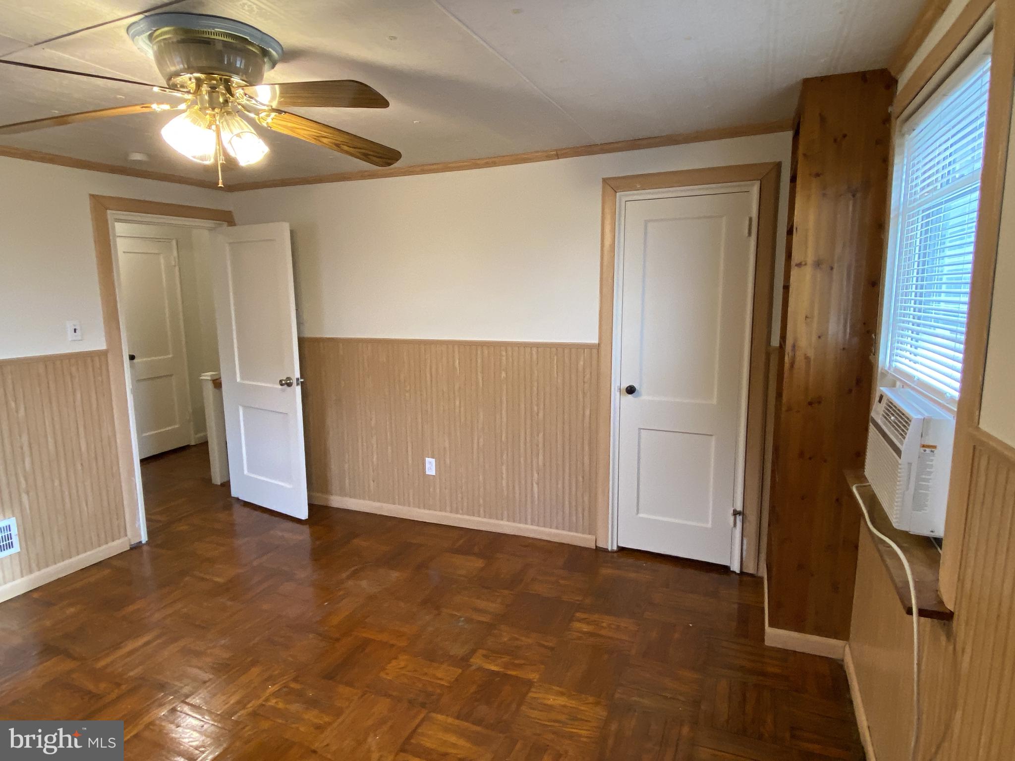 COLLEGE PARK - Residential