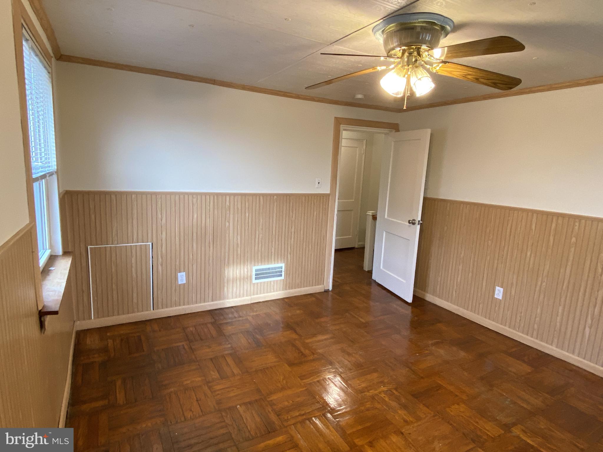 COLLEGE PARK - Residential