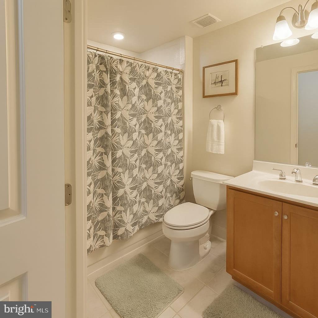 1000 N RANDOLPH STREET 806