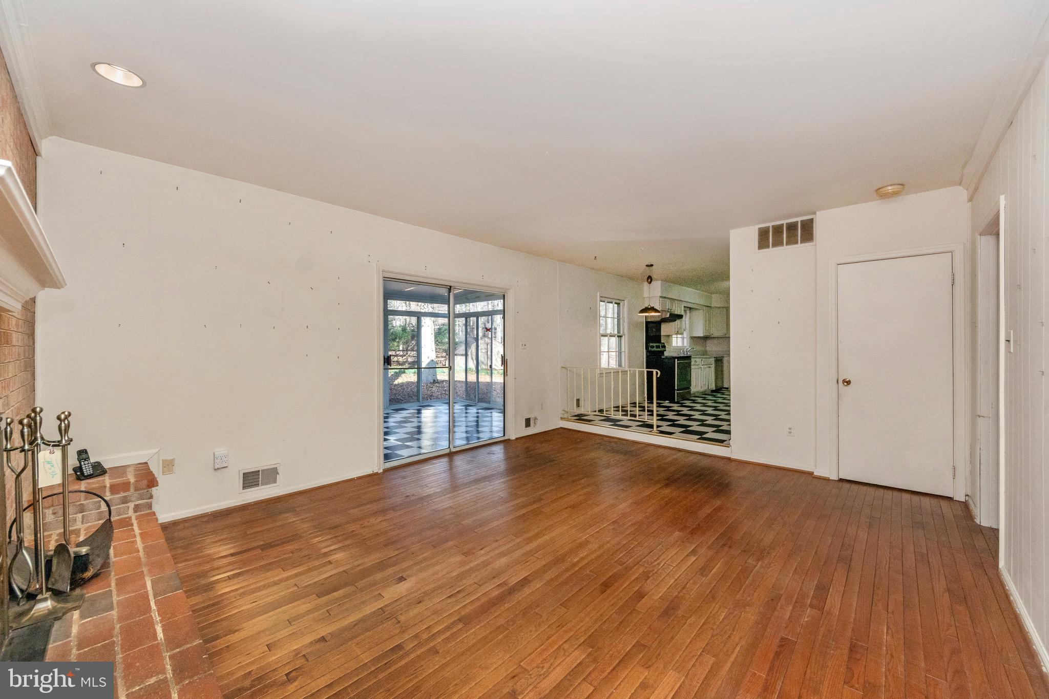 BEAVERBROOK - Residential