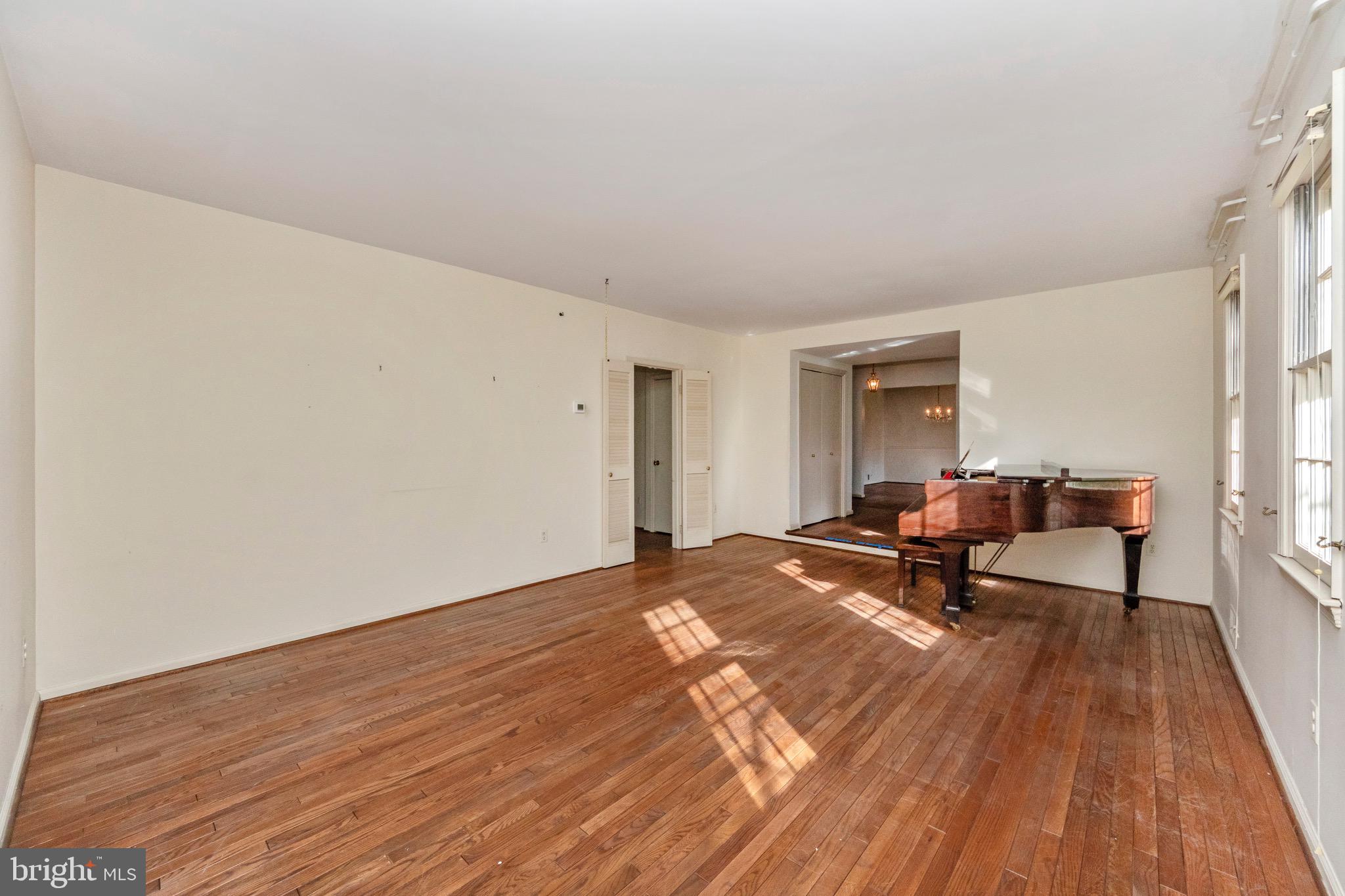 BEAVERBROOK - Residential