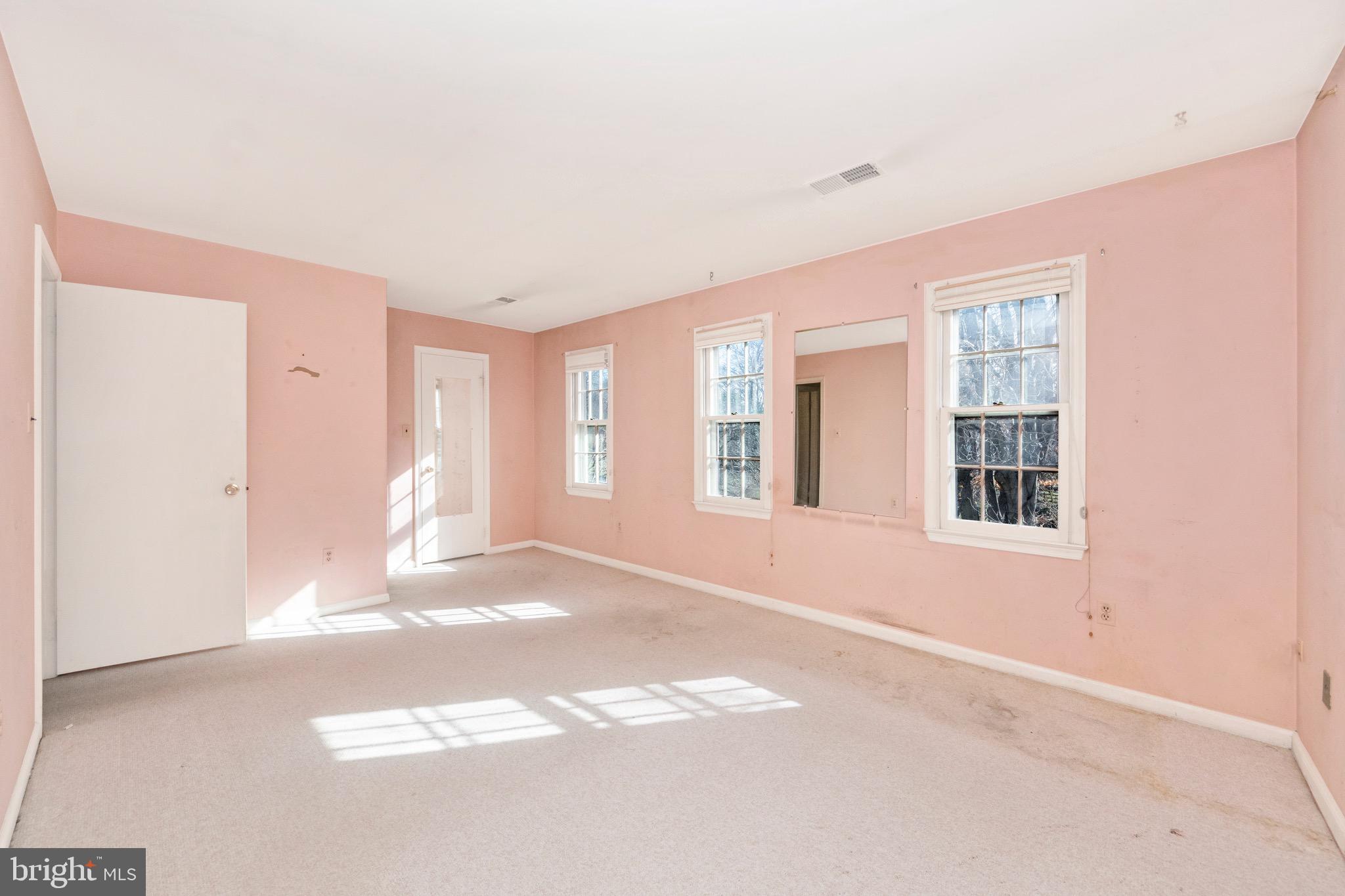 BEAVERBROOK - Residential