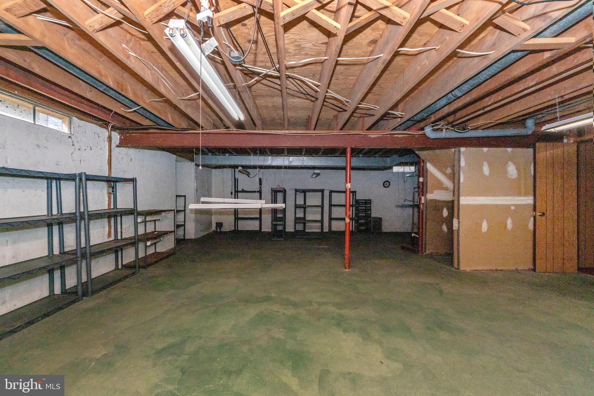 BEAVERBROOK - Residential