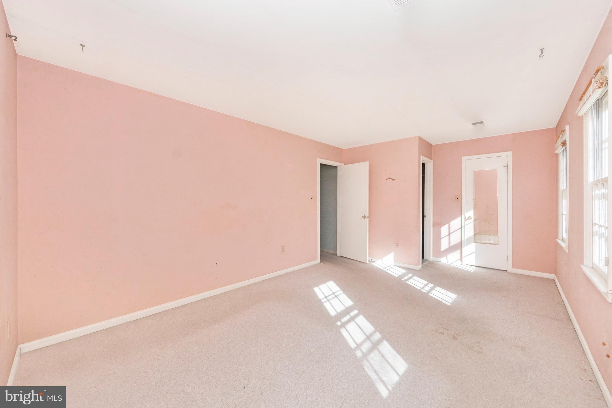 BEAVERBROOK - Residential