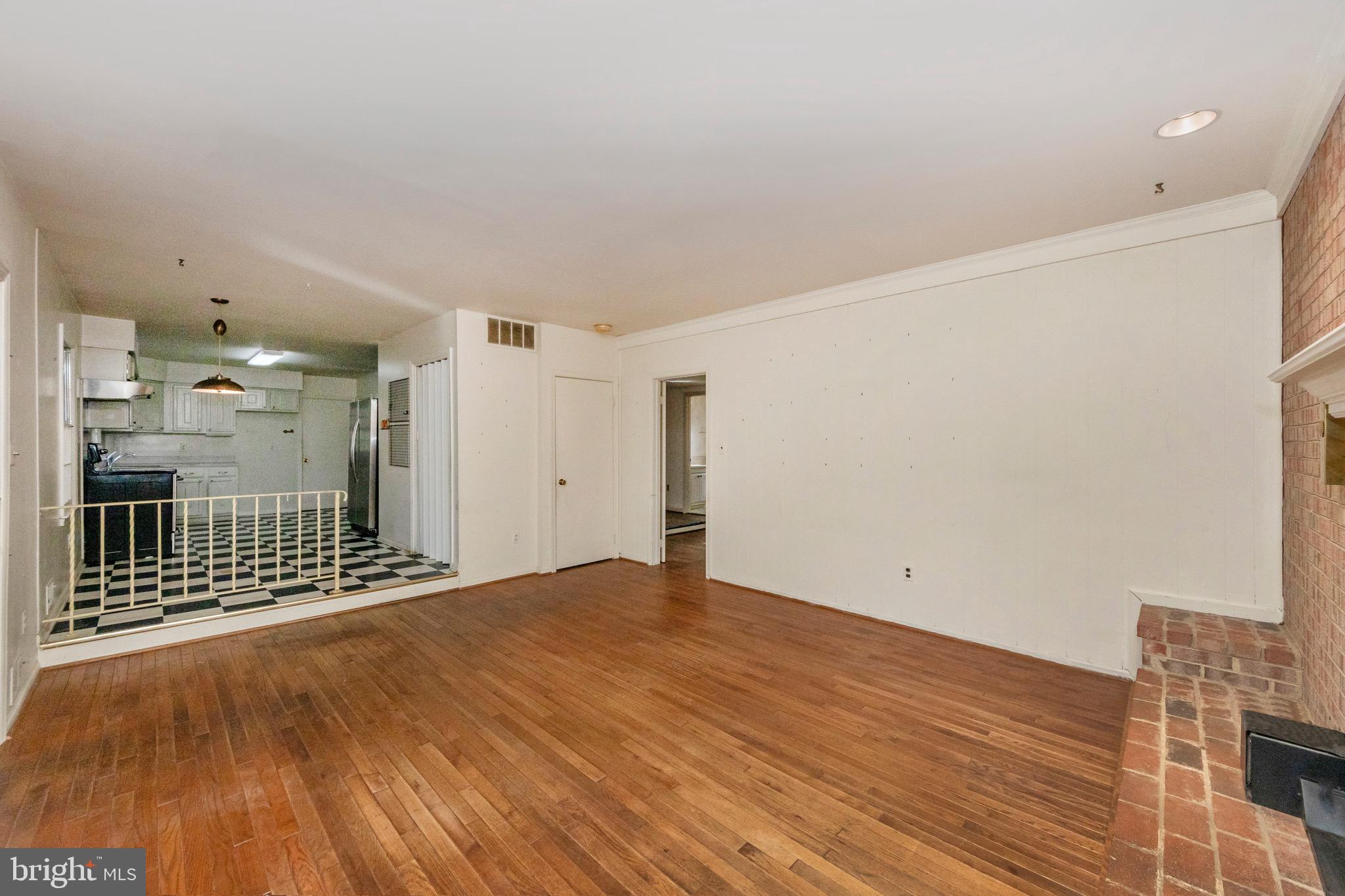 BEAVERBROOK - Residential