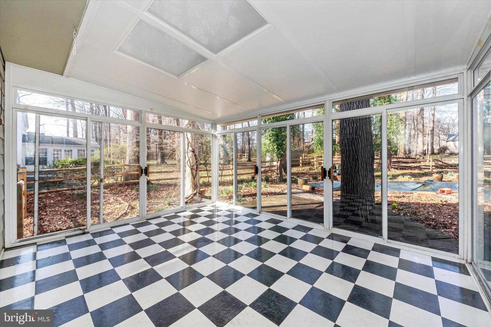 BEAVERBROOK - Residential