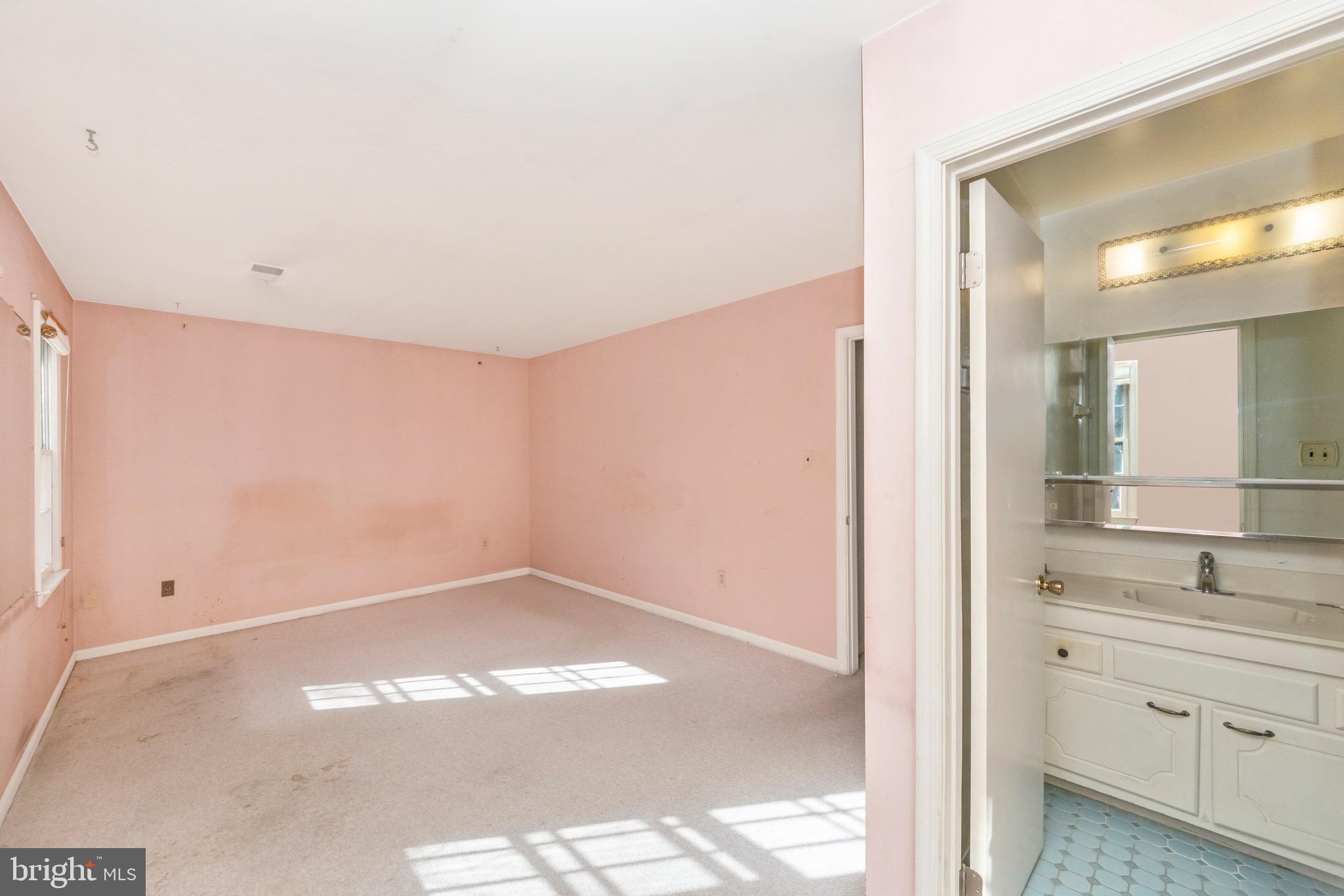 BEAVERBROOK - Residential