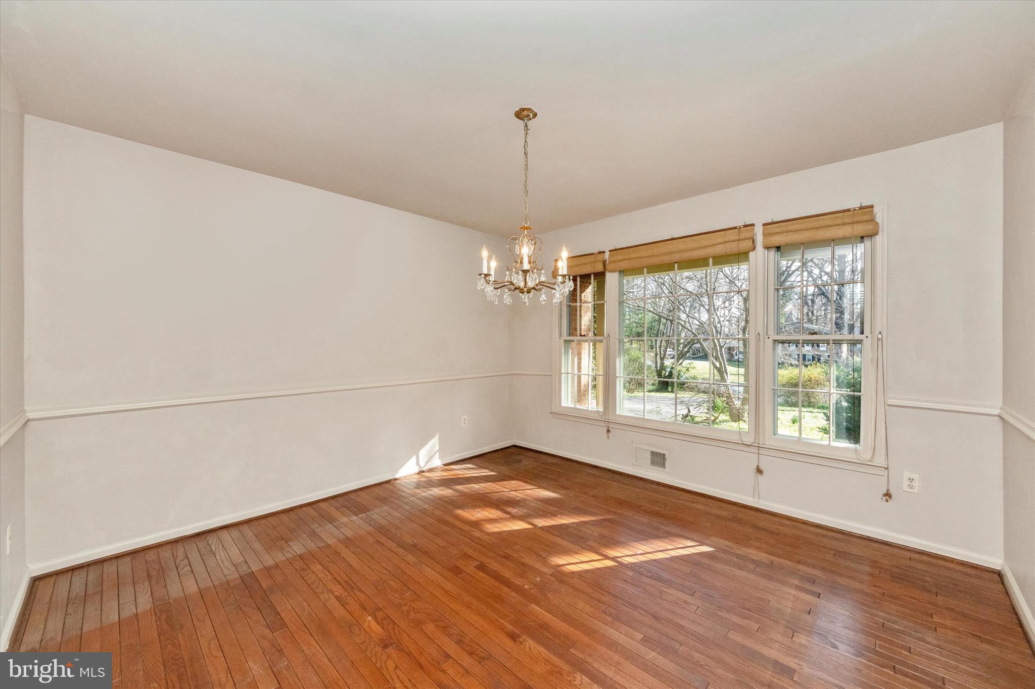 BEAVERBROOK - Residential