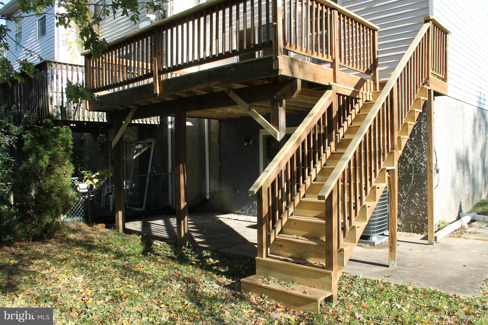 WEST SHORE - Residential