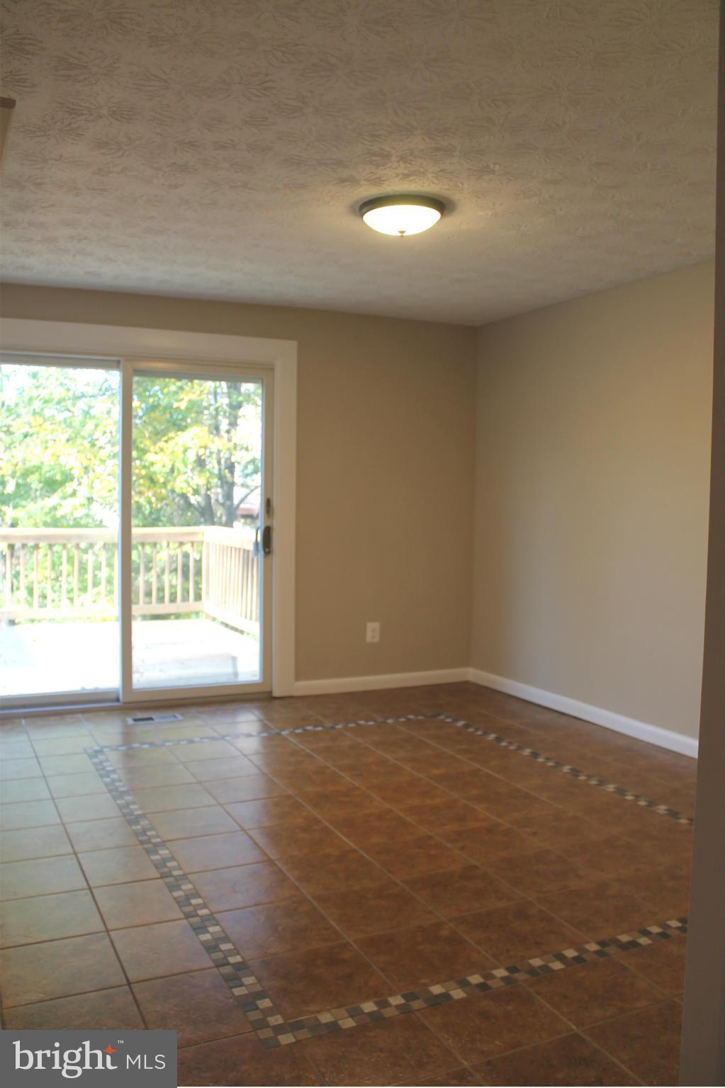 WEST SHORE - Residential