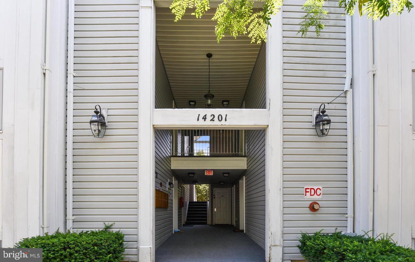 LONGMEAD - Residential