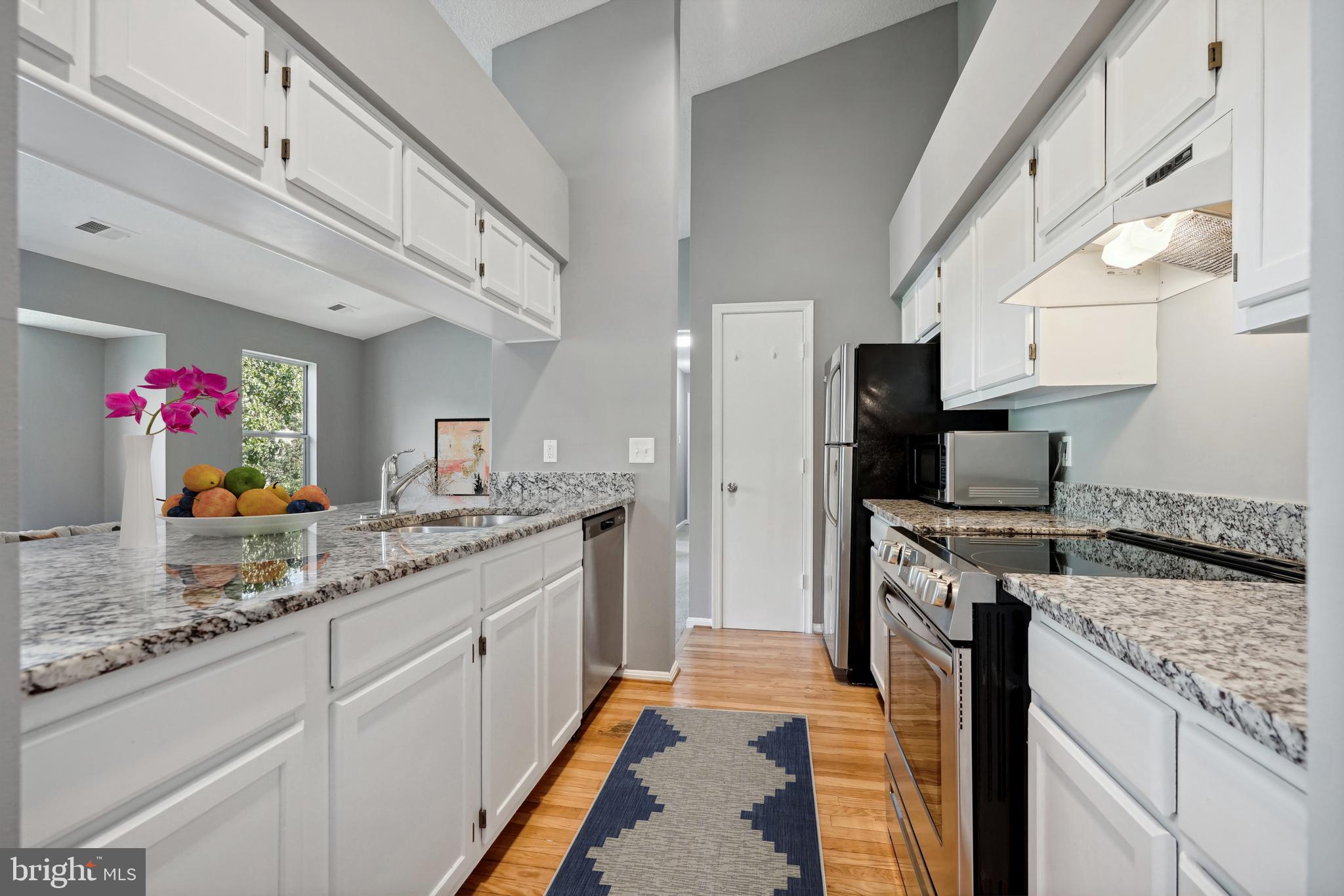 LONGMEAD - Residential