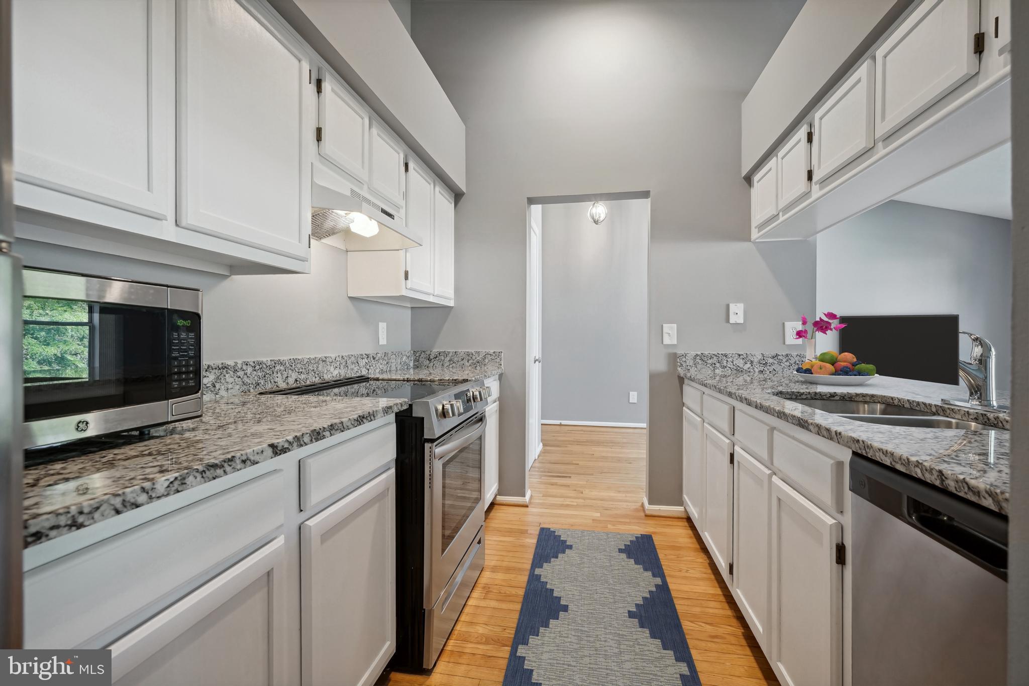 LONGMEAD - Residential