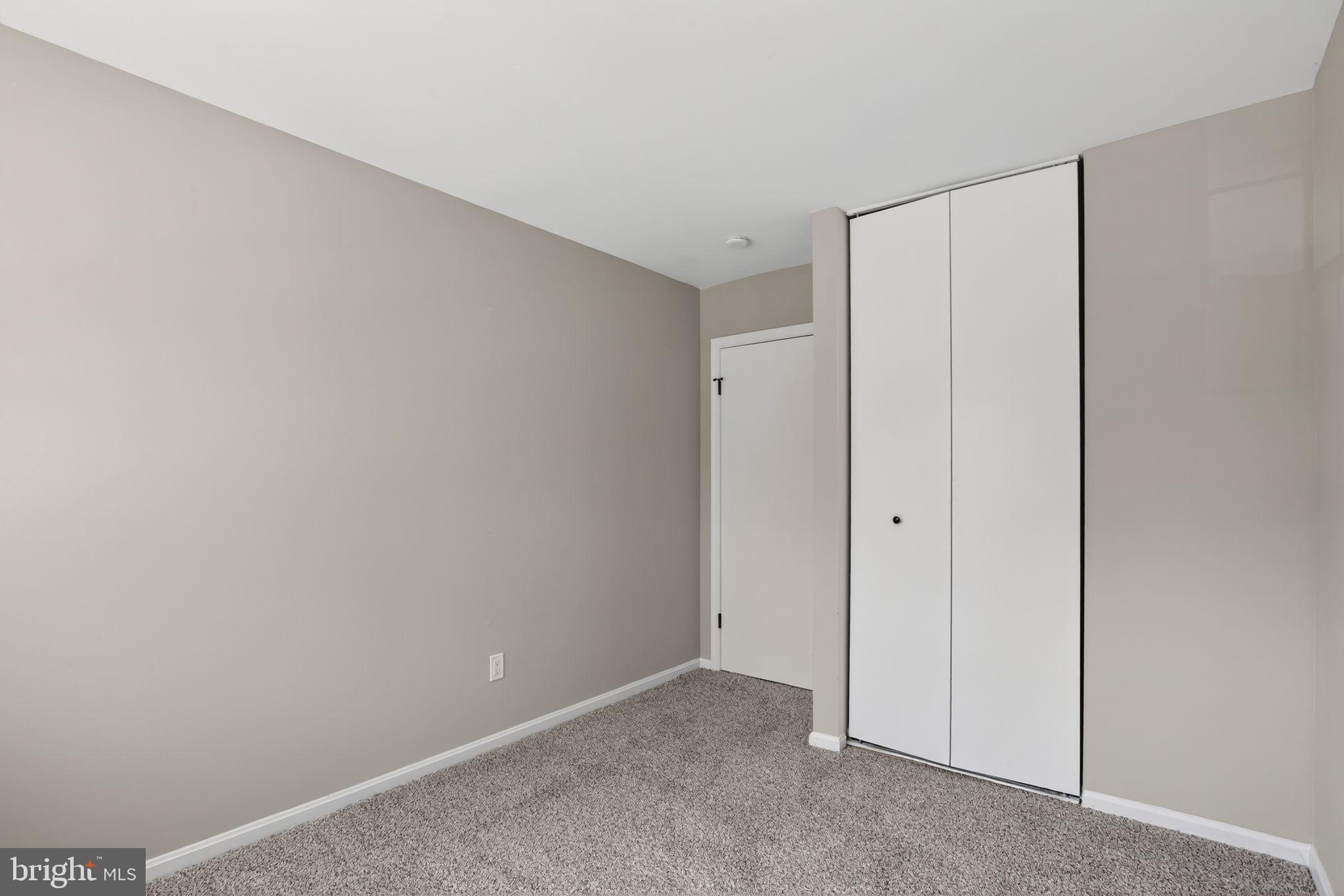 RYON WOODS SUB - Residential