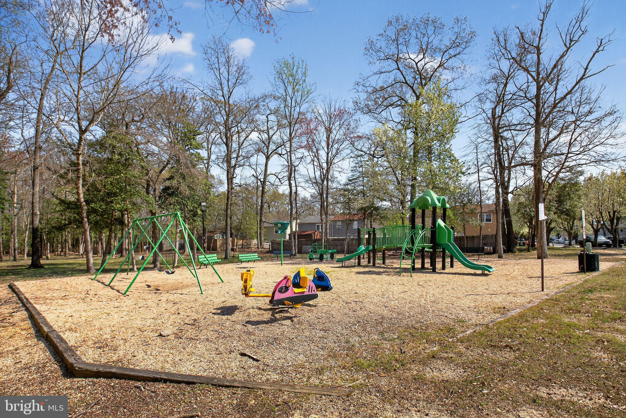 RYON WOODS SUB - Residential