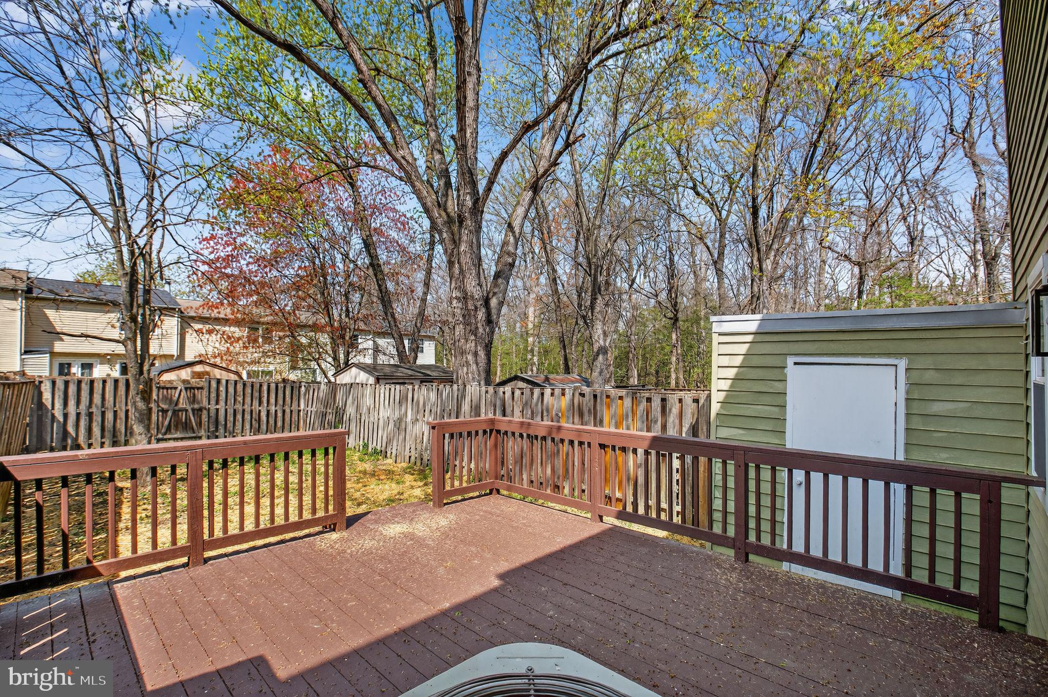 RYON WOODS SUB - Residential